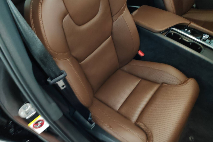 沃尔沃S90 2023款 B5 智雅豪华版局部细节41