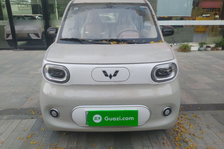 五菱汽车 宏光MINIEV 2024款 第三代 215km 青春版车身外观2