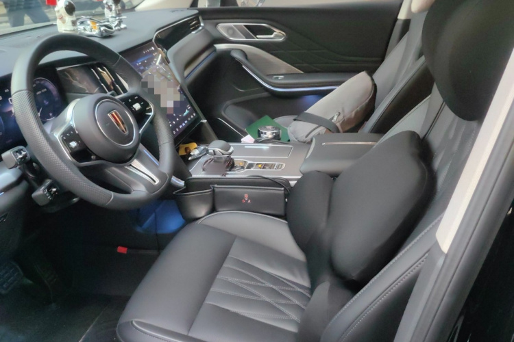 红旗HS7 PHEV 2024款 2.0T PHEV 四驱旗畅版 7座中控内饰19