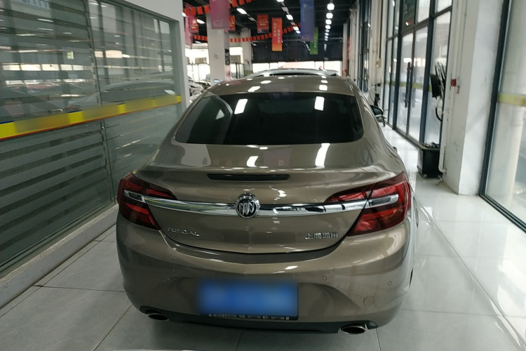 别克 君威 2015款 2.0L 领先时尚型车身外观6