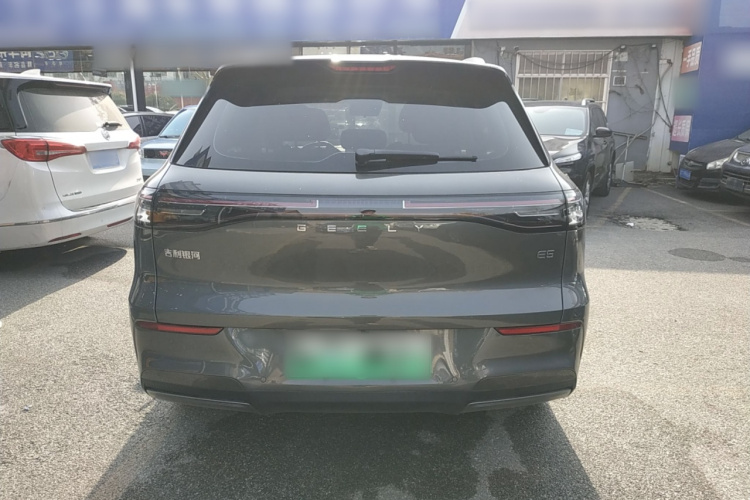 吉利银河 银河E5 2024款 530km 星舰版车身外观6