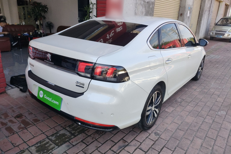 标致308 2016款 350THP 自动尊贵版车身外观7