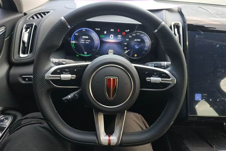 红旗HS3 PHEV 2024款 PHEV 115km 劲为版局部细节13