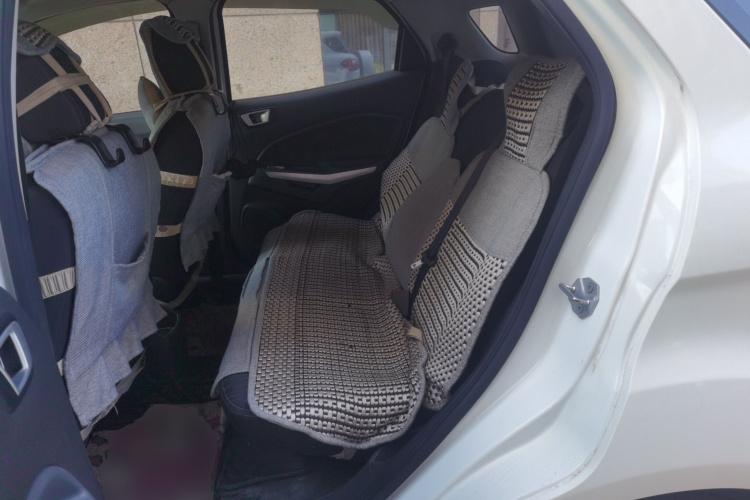 福特 翼搏 2013款 1.5L 自动尊贵型中控内饰21