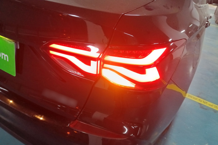 雪佛兰 科鲁泽 2022款 320 自动悦享天窗版车身外观6006