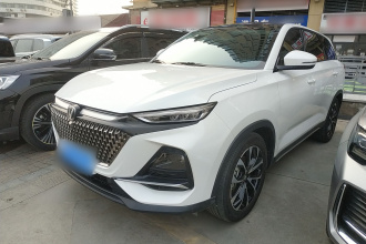 长安X7 PLUS 2024款 1.5T 自动尊贵型 7座