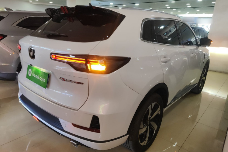 长安CS55PLUS 2024款 第三代 1.5T DCT卓越型车身外观7