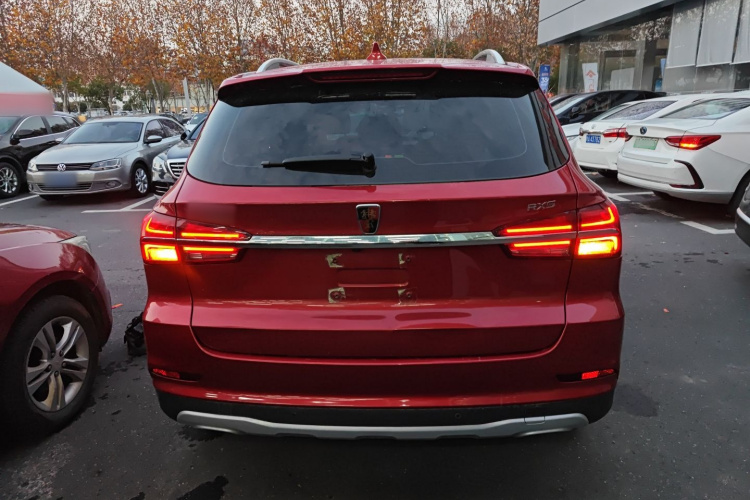 荣威RX5 2018款 20T 两驱自动旗舰版车身外观6