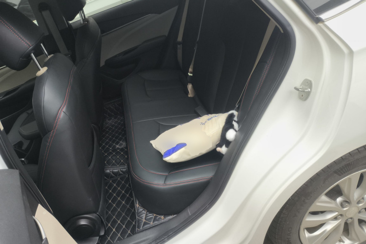 别克 英朗 2018款 15T 手动精英型 国V中控内饰21