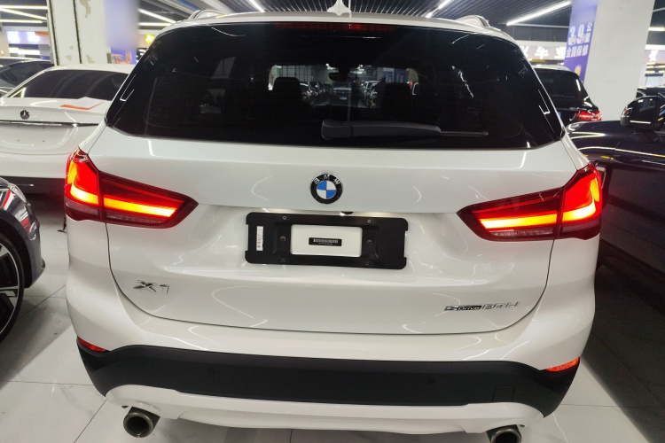 宝马X1 2020款 sDrive20Li 时尚型车身外观6004