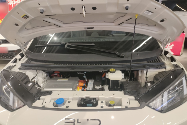 比亚迪 海鸥 2025款 305km 活力版机舱底盘24