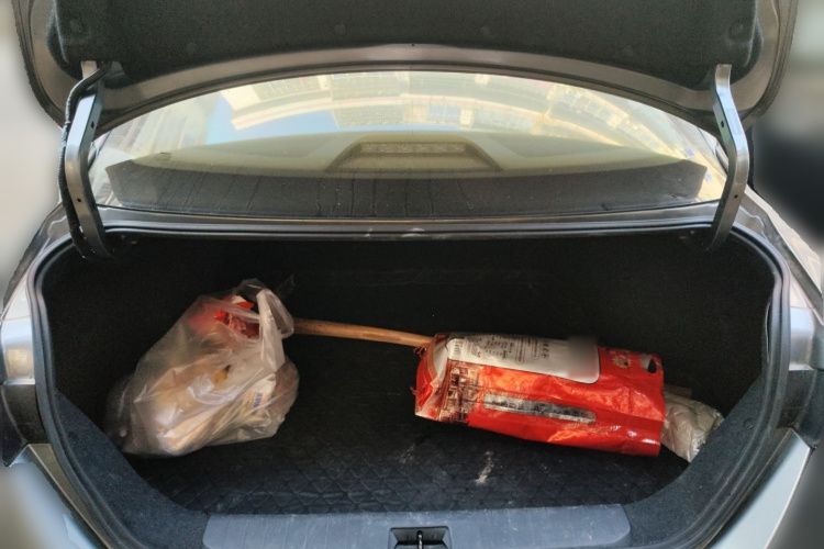 日产 轩逸 2021款 1.6L XL CVT悦享版中控内饰23