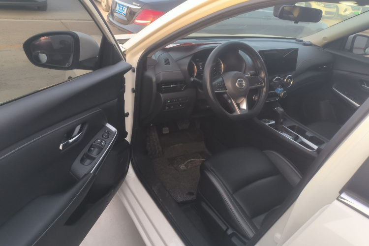 日产 轩逸 2020款 1.6L XL CVT悦享版中控内饰20