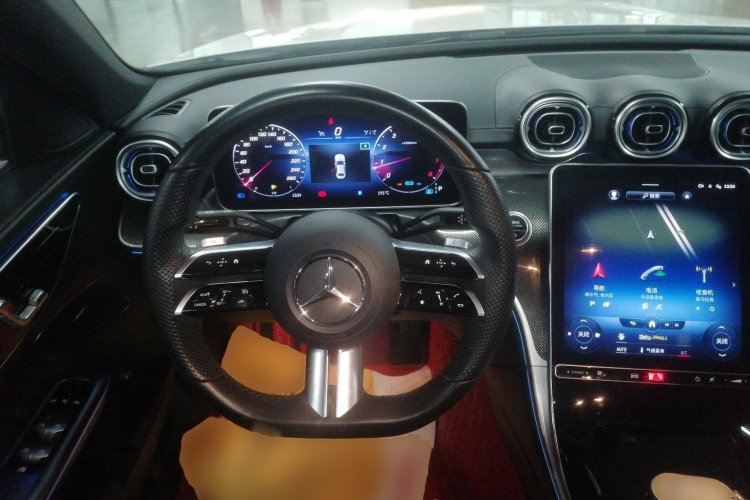 奔驰C级 2022款 改款 C 260 L 运动版中控内饰13