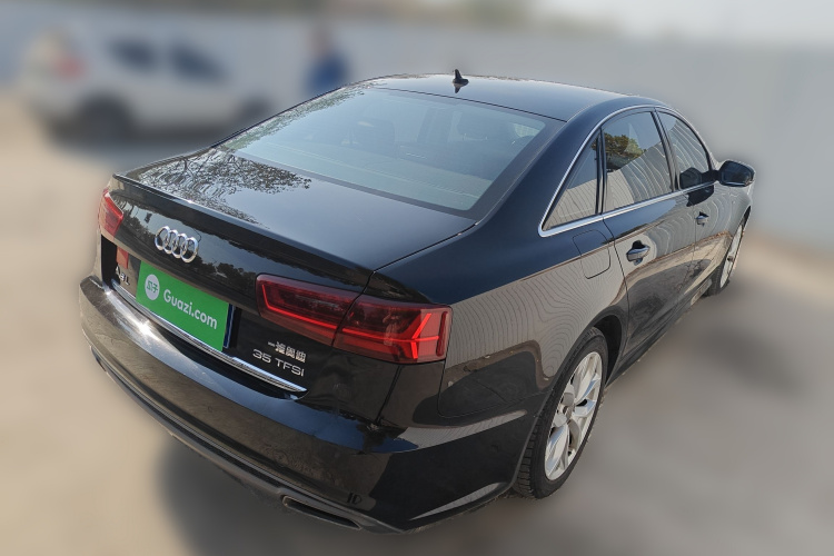 奥迪A6L 2018款 35 TFSI 典藏版车身外观7