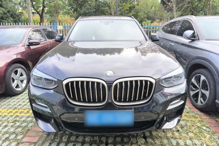 宝马X3 2018款 xDrive30i 领先型 M运动套装 国VI车身外观2