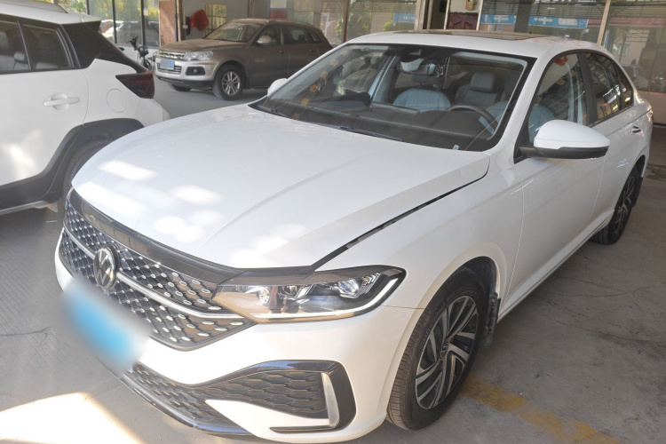 大众 朗逸 2024款 1.5L 自动星空五百万版车身外观1