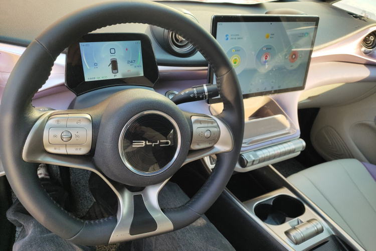 比亚迪 海豚 2021款 405km 时尚版中控内饰12