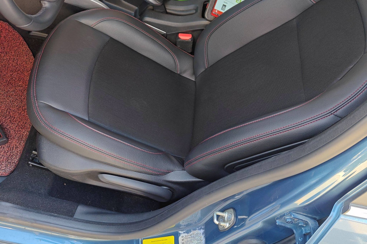 雪铁龙C3-XR 2015款 1.6L 自动先锋型中控内饰19