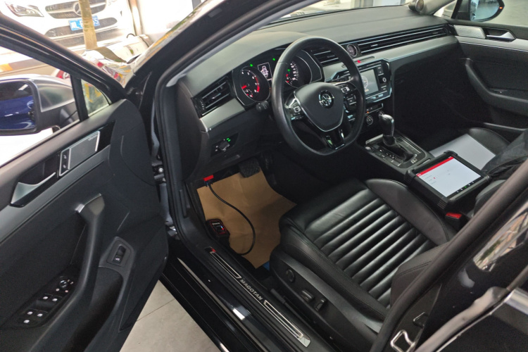 大众 迈腾 2019款 330TSI DSG 领先型 国VI中控内饰7003