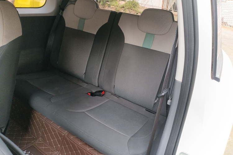 长安启源 长安Lumin 2022款 210km 香甜款中控内饰21