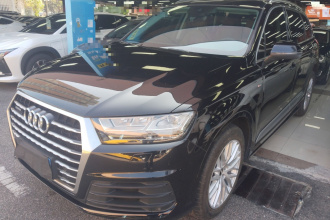 奥迪Q7 2019款 55 TFSI S line运动型