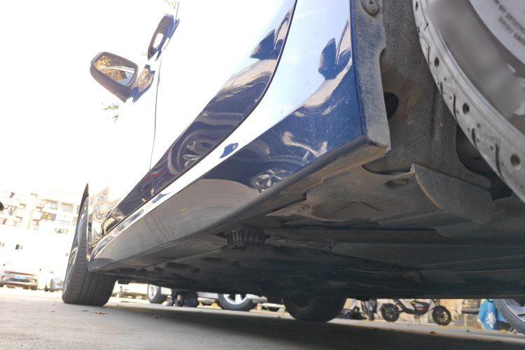 宝马1系 2021款 改款 120i M运动版局部细节9002