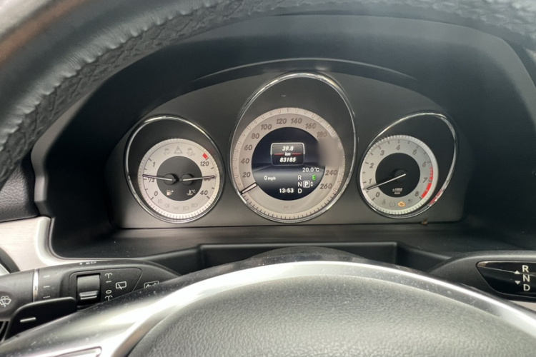 奔驰GLK级 2015款 GLK 260 4MATIC 时尚型 极致版中控内饰7012