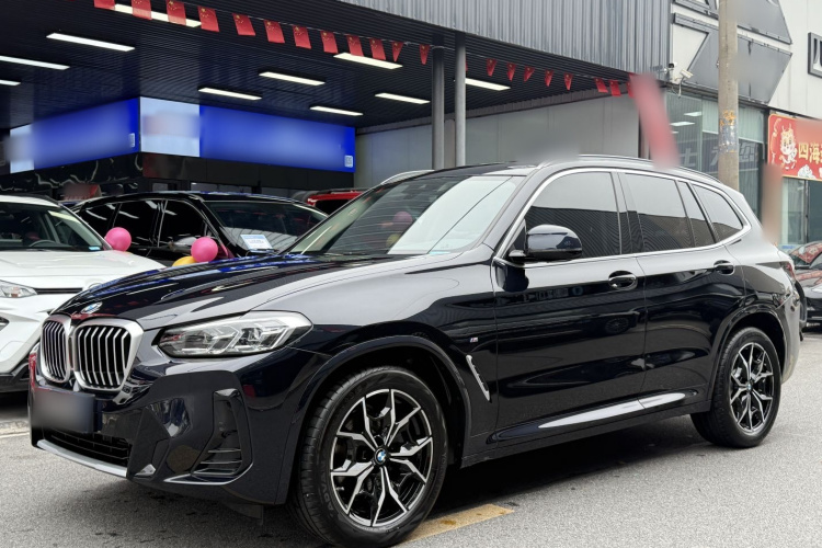 宝马X3 2022款 改款 xDrive25i M运动套装车身外观1