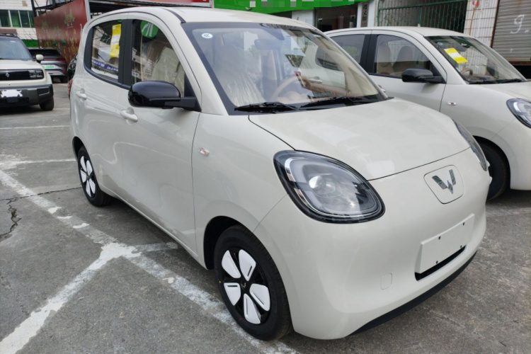 五菱汽车 宏光MINIEV 2025款 四门版 进阶款车身外观3