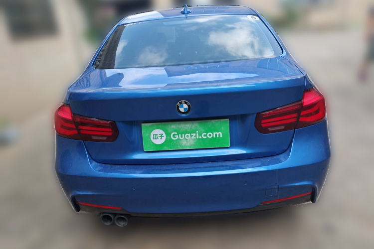 宝马3系 2019款 320i M运动曜夜版车身外观6004