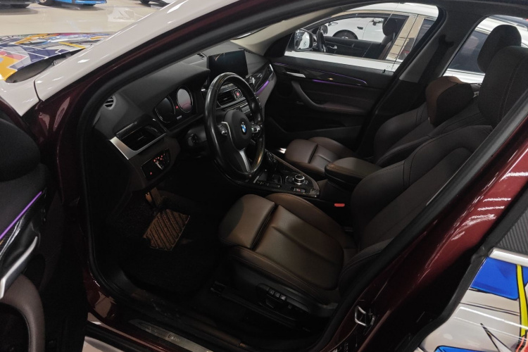 宝马X1 2020款 sDrive20Li 尊享型中控内饰20