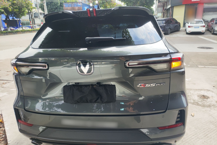 长安CS55PLUS 2024款 第三代 1.5T DCT卓越型车身外观6