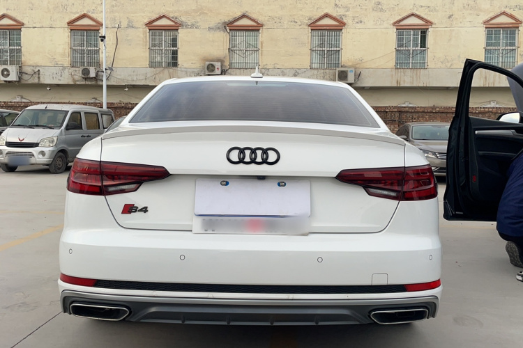 奥迪A4L 2019款 40 TFSI 时尚型 国V车身外观6004