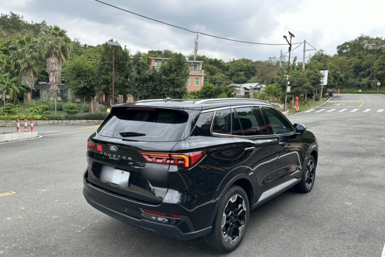 福特 领睿 2025款 EcoBoost 170 铂领型车身外观6002