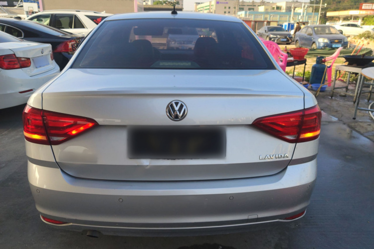 大众 朗逸 2015款 1.6L 自动风尚版车身外观6004