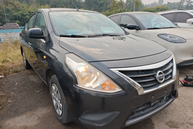 日产 阳光 2015款 1.5XE CVT舒适版车身外观3