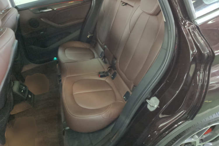 宝马X1 2018款 xDrive20Li 尊享型中控内饰21