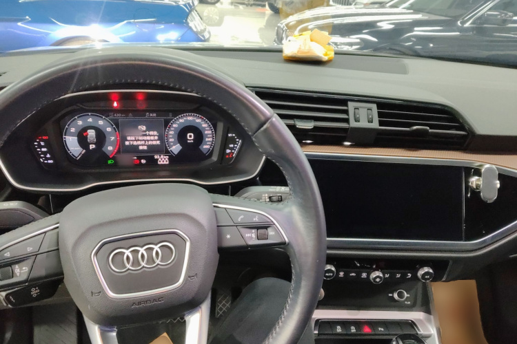 奥迪Q3 2019款 35 TFSI 时尚致雅型局部细节13