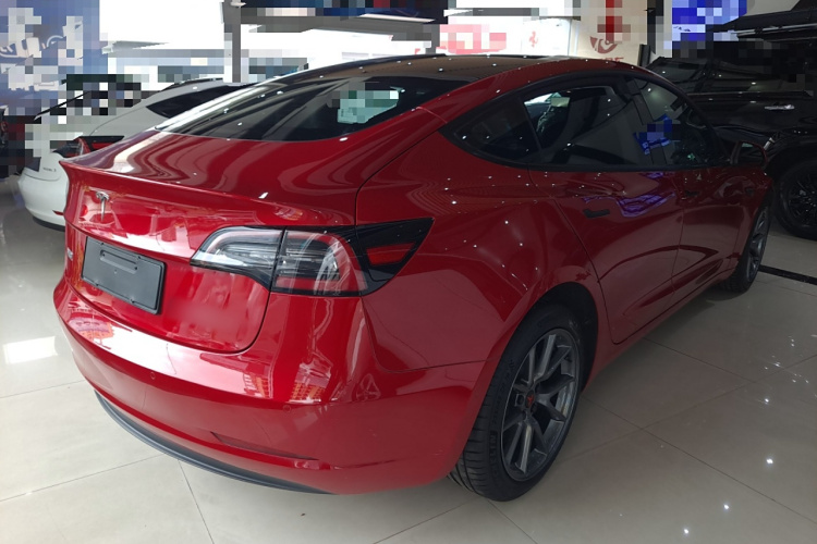 特斯拉 Model 3 2021款 标准续航后驱升级版车身外观6003