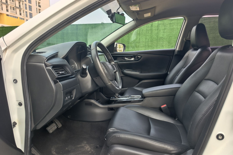 本田 凌派 2019款 180Turbo CVT舒适版 国VI中控内饰7002