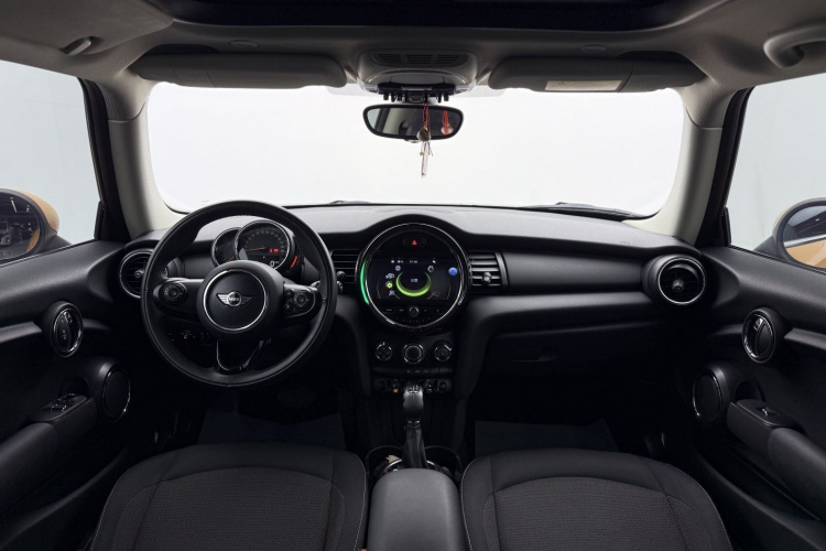 MINI 2016款 1.2T ONE 先锋派中控内饰7002