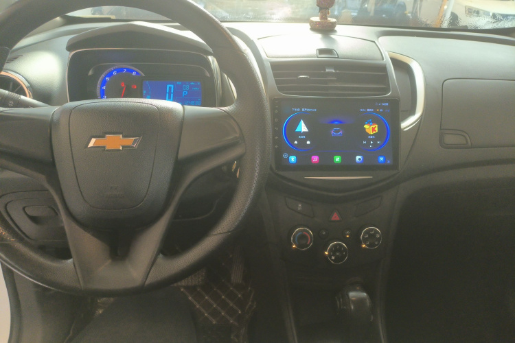 雪佛兰 创酷 2014款 1.4T 自动两驱舒适型中控内饰12