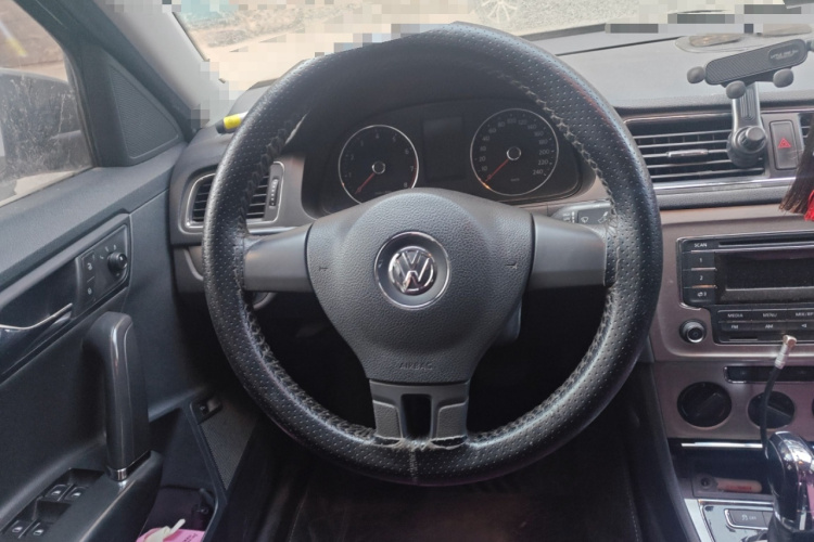 大众 朗逸 2013款 改款经典 1.6L 自动舒适版中控内饰13