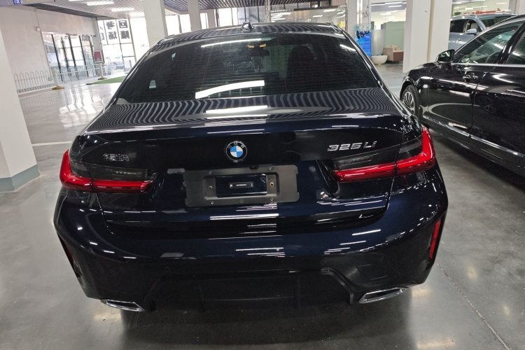 宝马3系 2025款 325Li M运动套装车身外观6004