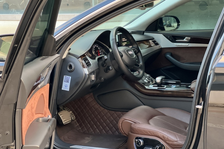 奥迪A8 2017款 A8L 45 TFSI quattro舒适型中控内饰7003