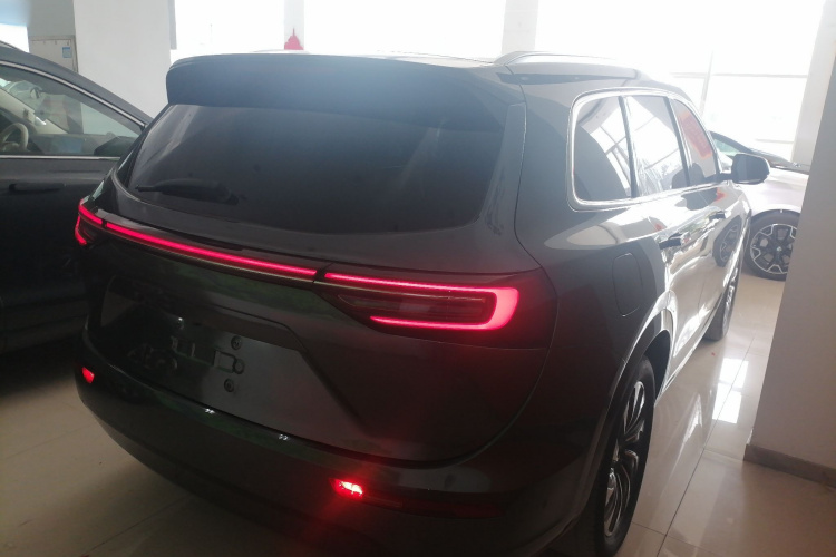 鸿蒙智行 问界M7 2022款 1.5T 后驱舒适版车身外观7