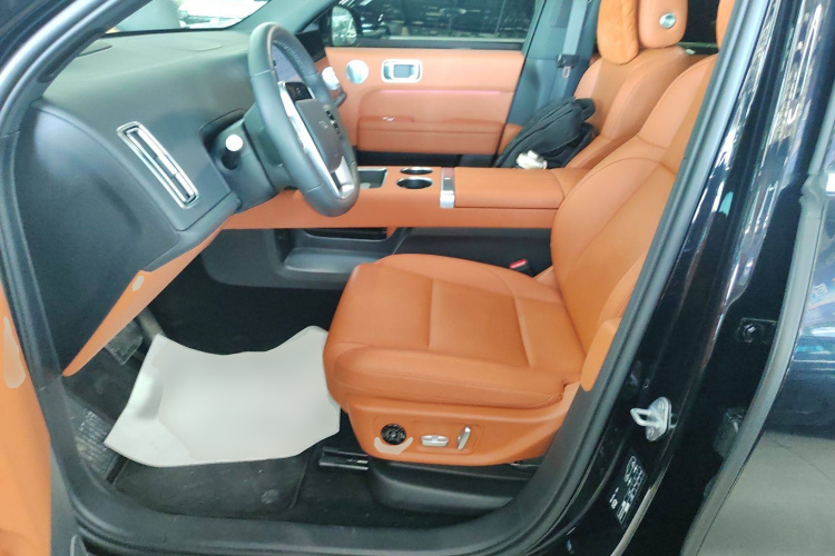 理想汽车 理想L6 2024款 Pro中控内饰19