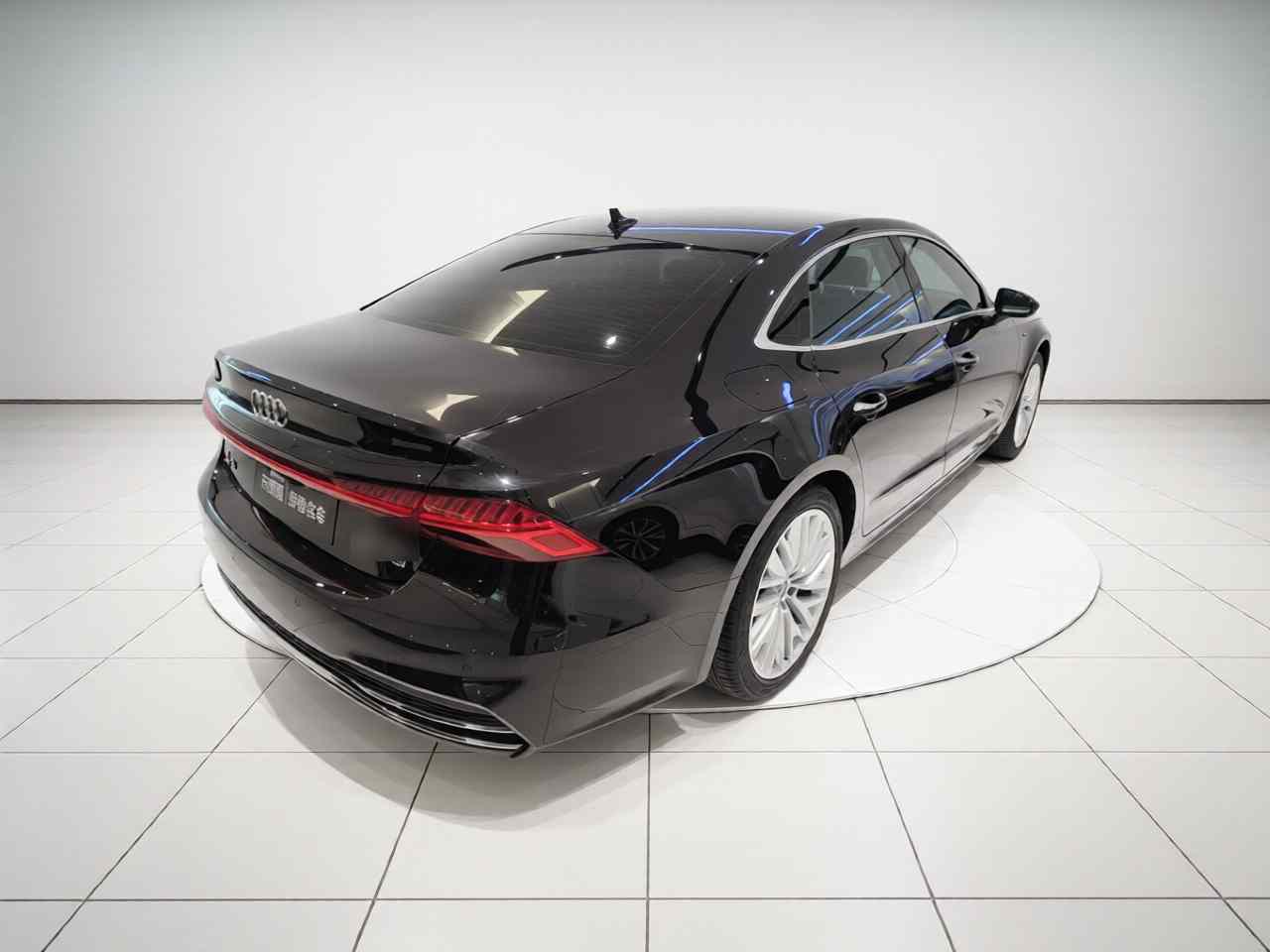 奥迪A7L 2024款 45TFSI S-line 筑梦型 流晶套装(5)