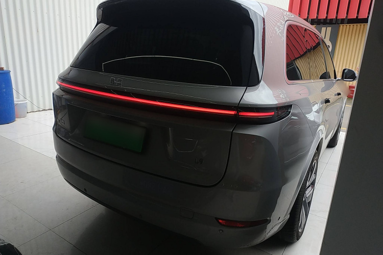 理想汽车 理想L9 2022款 Max车身外观7